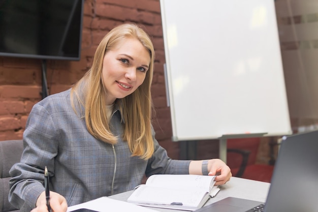 Customs duty and tariff tracking